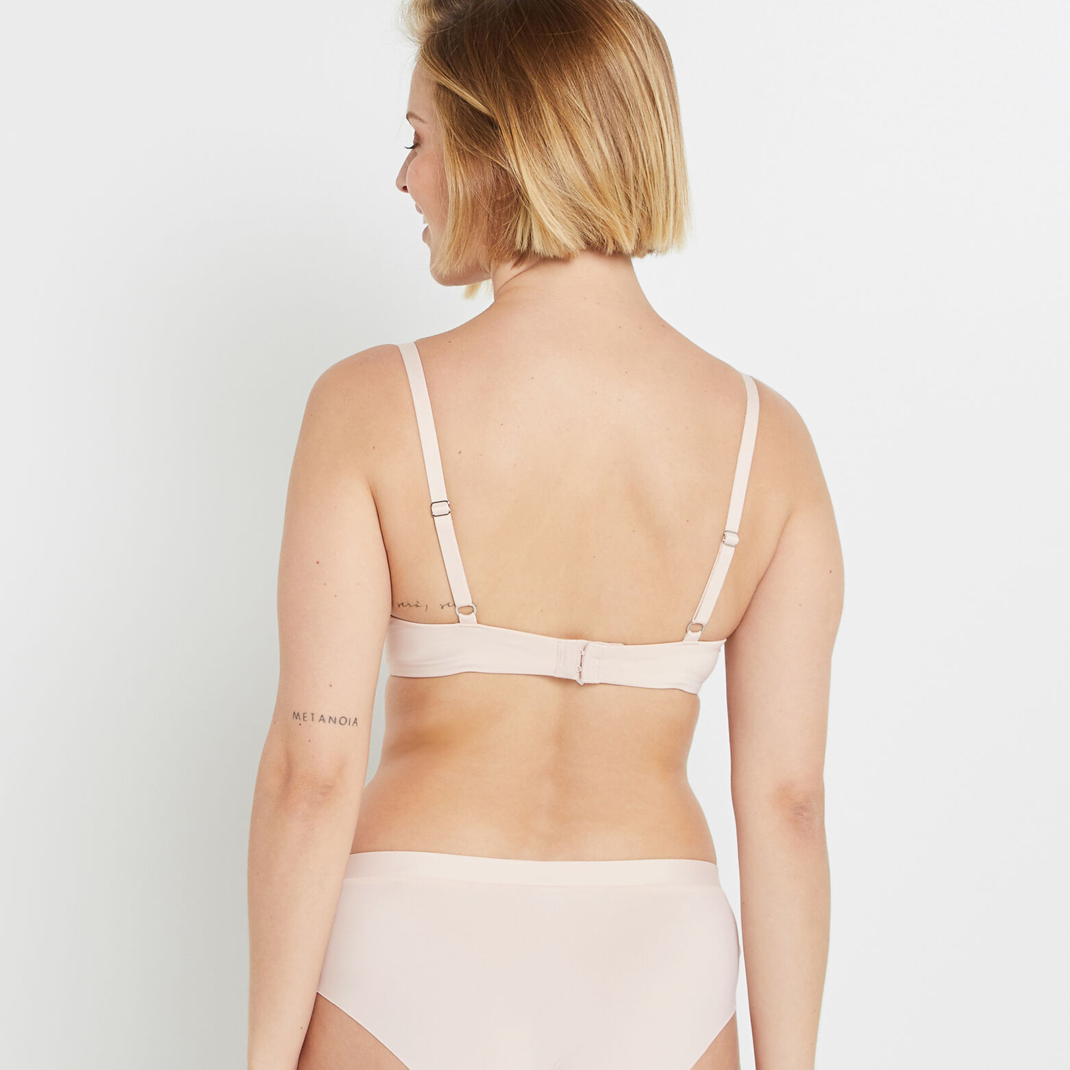 ALMA SOUTIEN-GORGE AMPLIFORME PLUNGE POUDRE