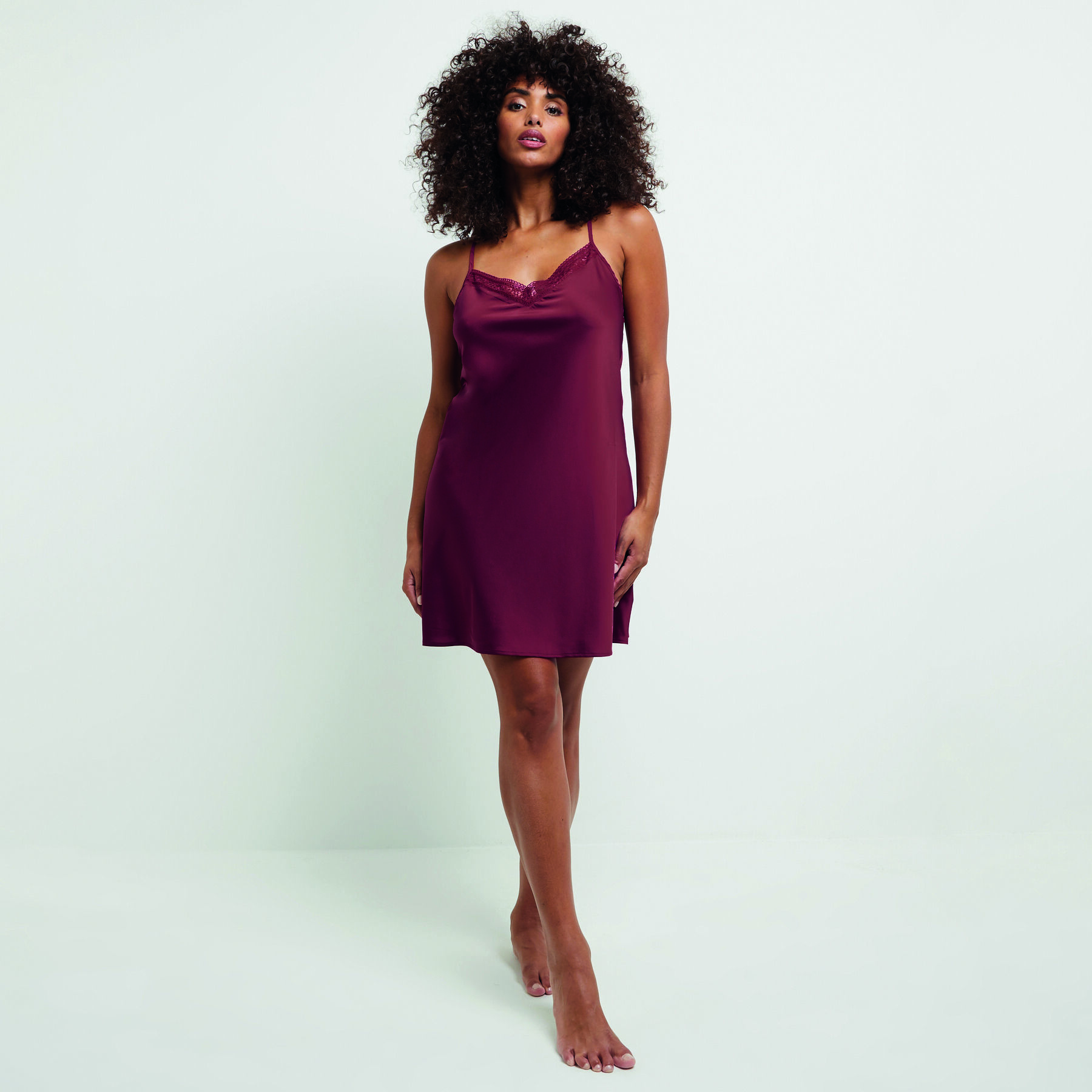 Rouge gorge vetement nuit new arrivals