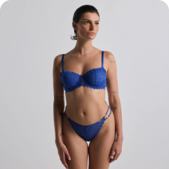 Soutien-gorges et bodys sexy