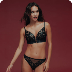 Soutien-gorges et bodys sexy