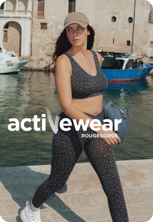 L'activewear : brassière et short bordeaux en maille côtelée.