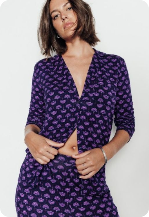 Nuisette à motif léopard et détails en dentelle noire.
